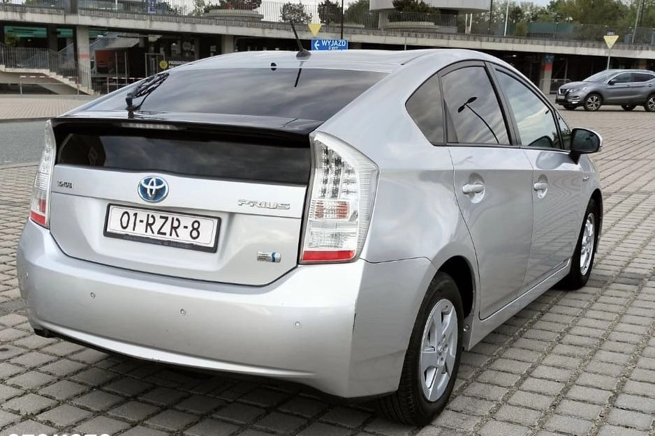 Toyota Prius cena 29900 przebieg: 326000, rok produkcji 2011 z Wrocław małe 37
